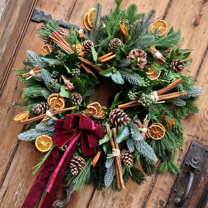 Large Classic Christmas Wreath