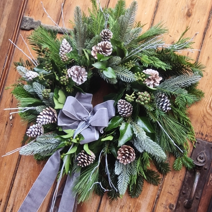 Fresh 'design your own' Christmas Wreath