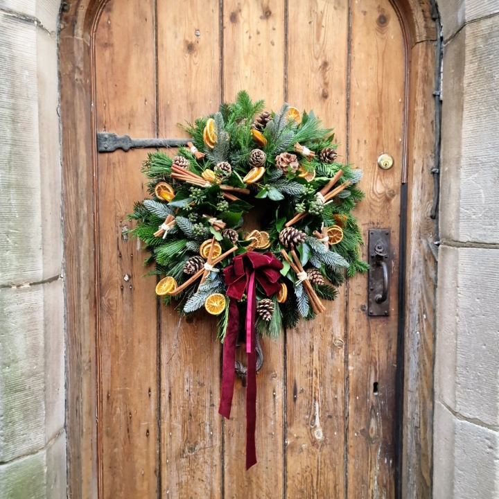 Large Classic Christmas Wreath