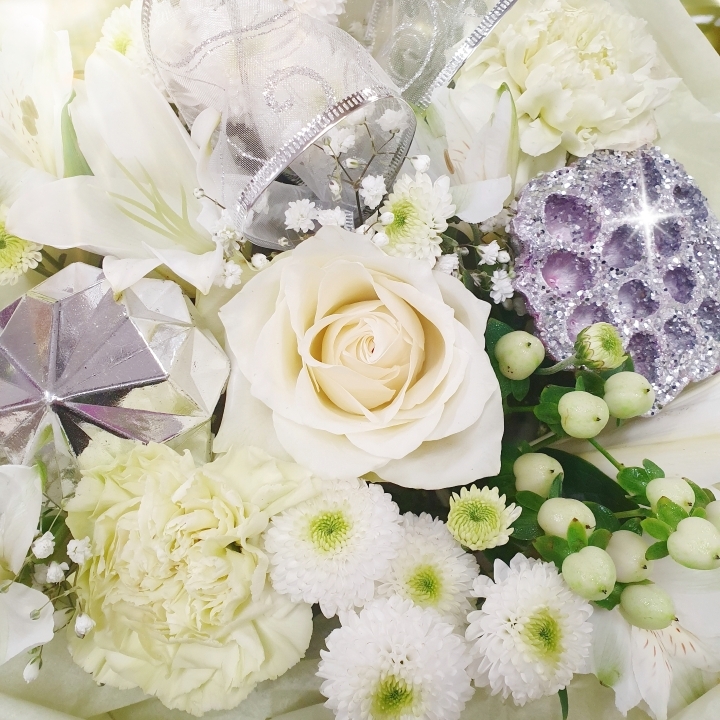 Festive Florist Choice  White and green